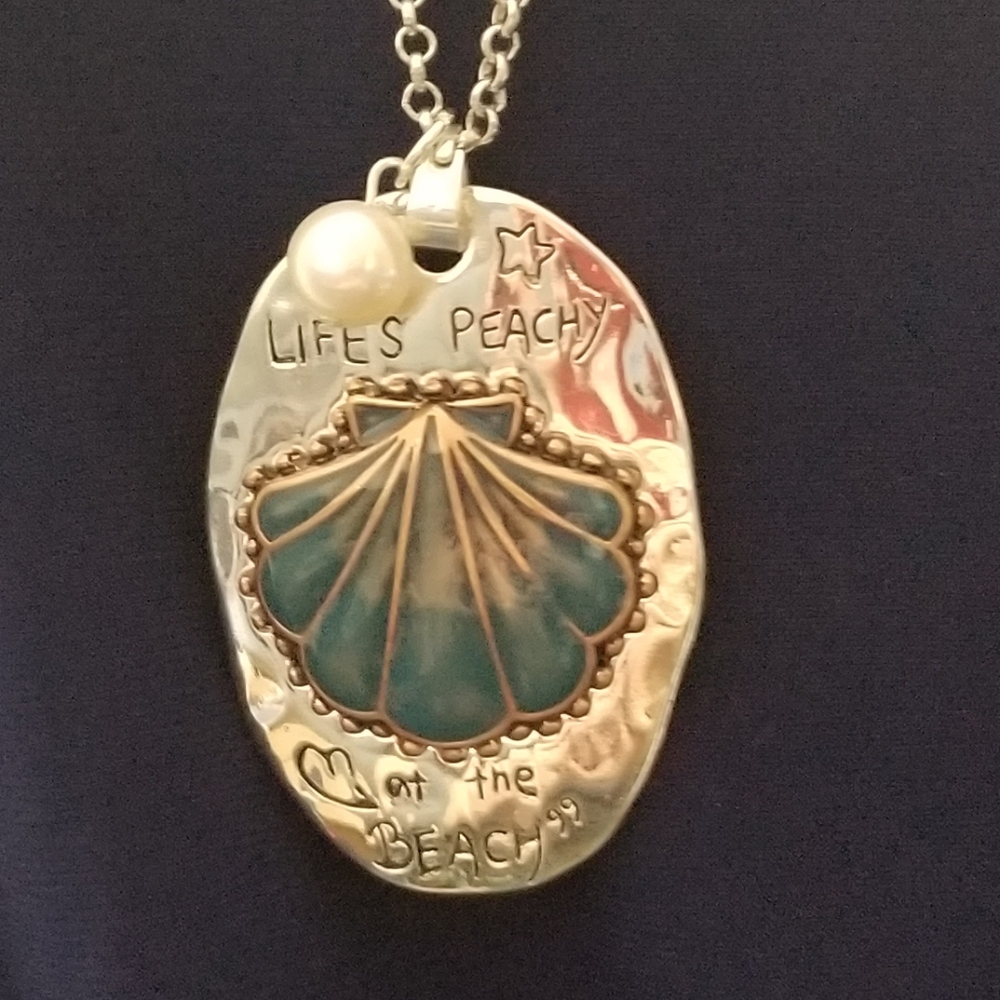 3/$15 NWT Nadine West Life at the beach necklace
